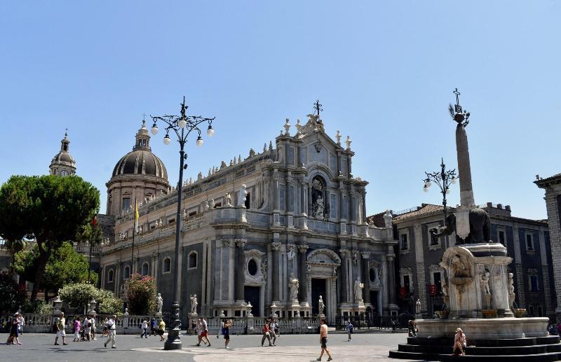 B&B Gisira Catania Exterior photo